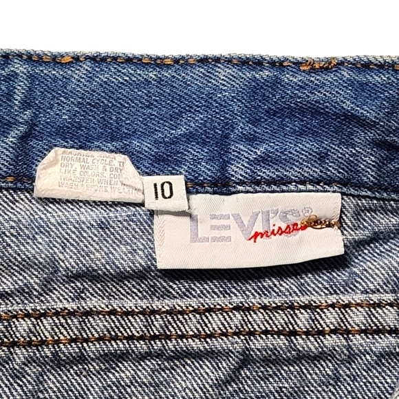 Levi's Size 10 Hi-Rise Pleated Slim Jeans Vintage Blue - Picture 4 of 6